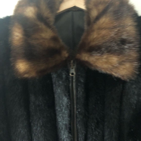 Wilsons Leather Reversible Jacket with Faux Fur XL - Picture 3 of 5